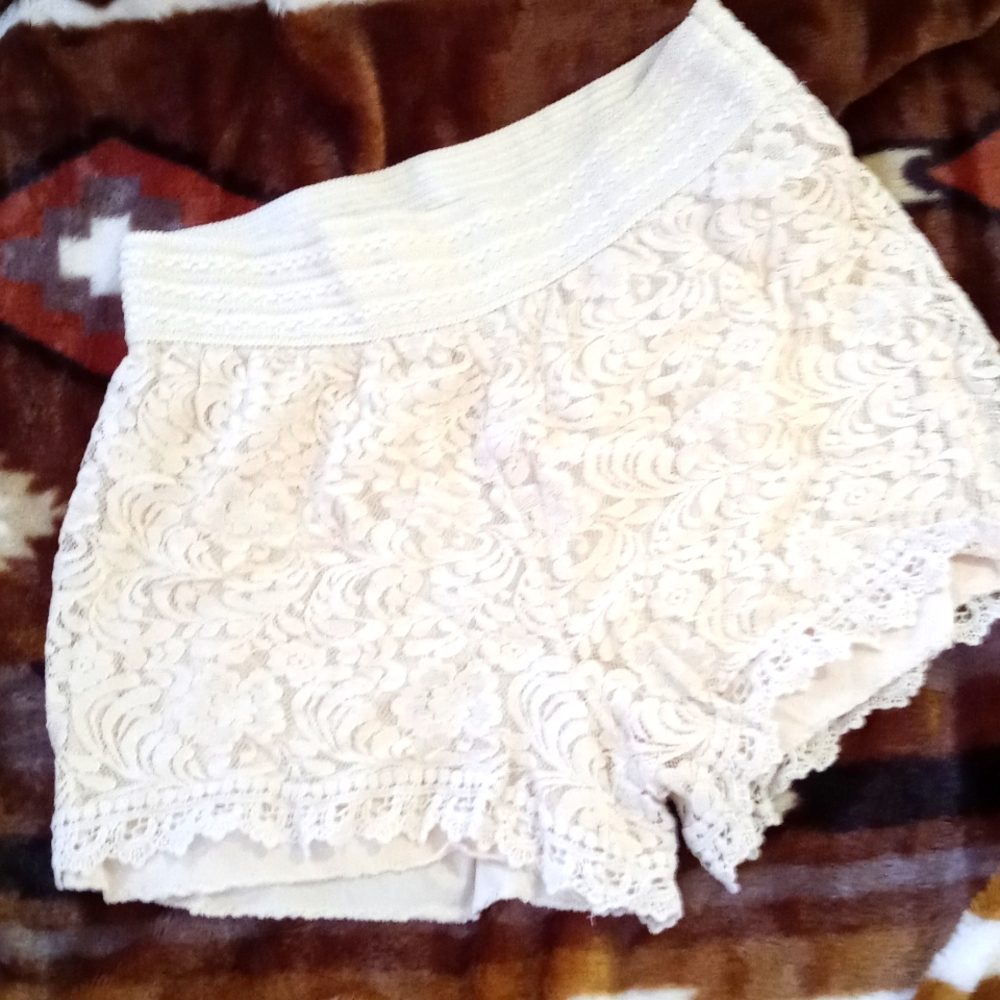 Lace bloomer shorts